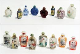 A quantity of reproduction Chinese snuff bottles, various materials (1 box)