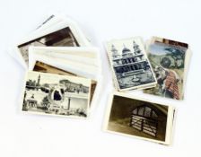 A large quantity of early 20th century assorted greetings cards from various locations to