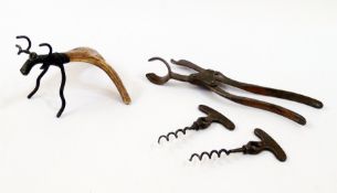 A Lund Patent two piece corkscrew embossed "The Patentee, 24 Fleet Street & Cornhill, London", a