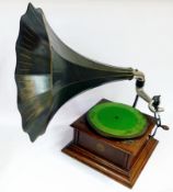 Zonophone oak tabletop wind-up gramophone, with black and gilt pannelled horn