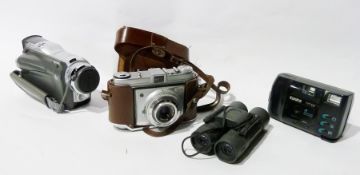 Kodak Retinette and quantity of cameras