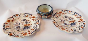 A pair of 19th century earthenware dishes "Japan" pattern and a Japanese Mi small bowl (3)