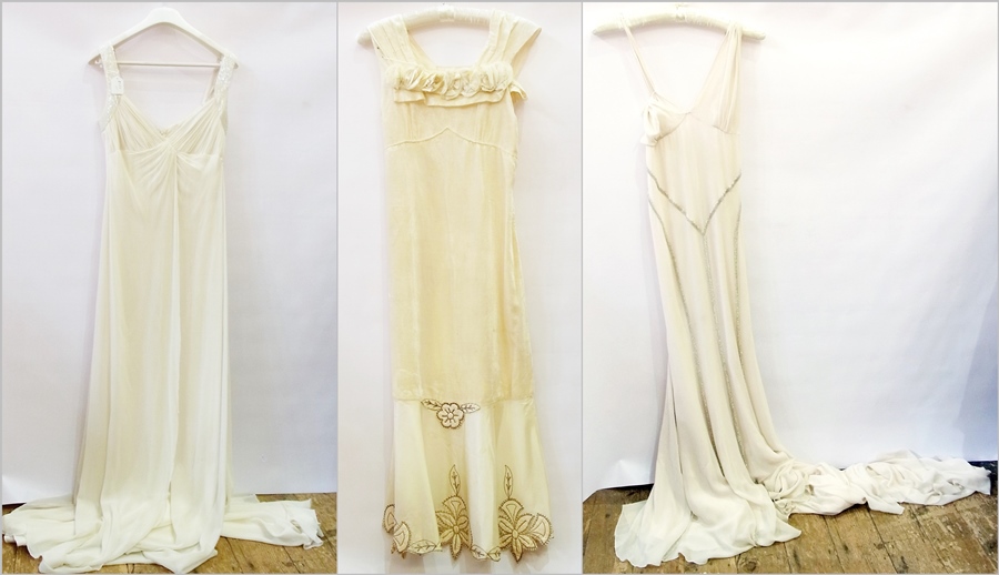 An "Amanda Wakeley" cream chiffon dress, with bugle beads on the straps and lace and bead decoration
