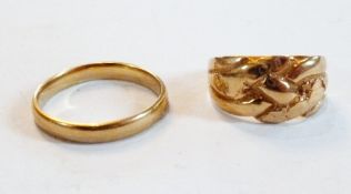 Gold-coloured knot-patterned ring with Birmingham assay and another gold-coloured ring, 4.6 grams