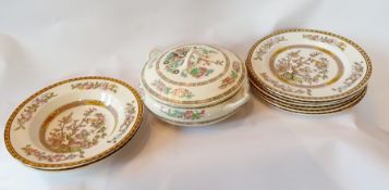 Part Washington "Indian Tree" pattern china dinner service and other china dinner service items (1