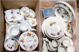 Quantity of Royal Worcester "Evesham pattern" part dinner and tea ware (2 boxes)