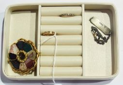 Small quantity of costume jewellery to include pendant chain, brooches, etc in a rectangular