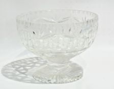 Cut glass fruit bowl raised on a pedestal with a circular foot, dia 23cms