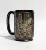 Victorian silver pint mug, of plain form raised on a circular foot, London 1889, 10ozs, height