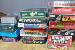 Quantity of assorted games to include "Cluedo", "Pacman", "Operation" and others (19 boxed games)