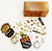 Cased set of collar studs and shirt studs, military badges and buttons, penknife, Citron pocket