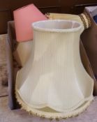 Quantity of assorted lamp shades (1 box)
