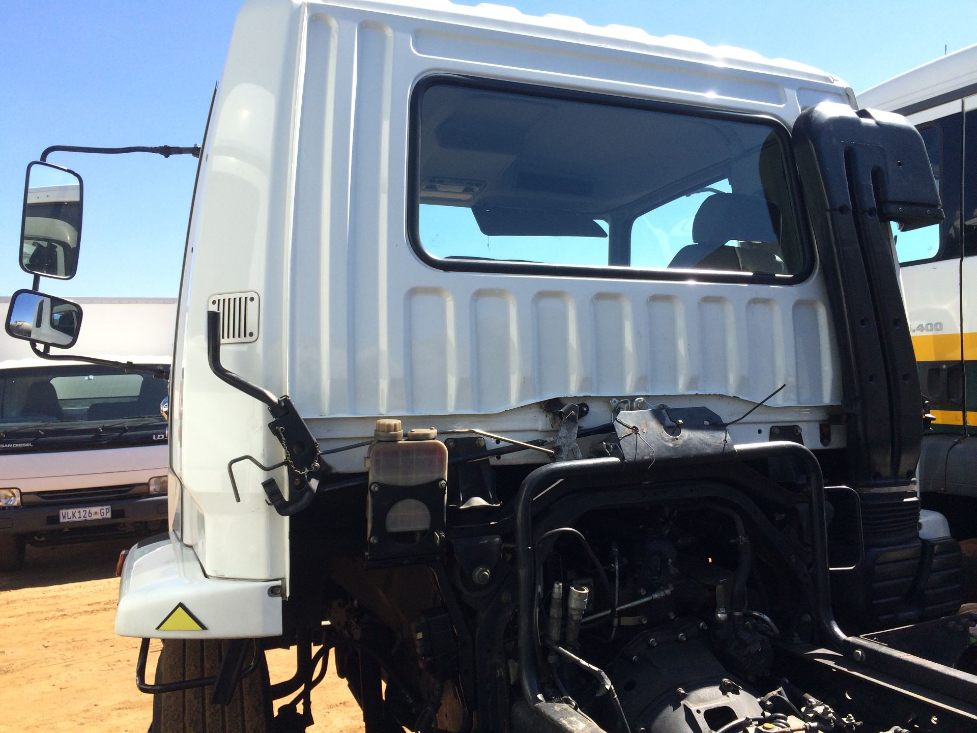 2009 MITSUBISHI FUSO 15-253 4X2 T/T REG NO: DRN613FS - Image 2 of 3