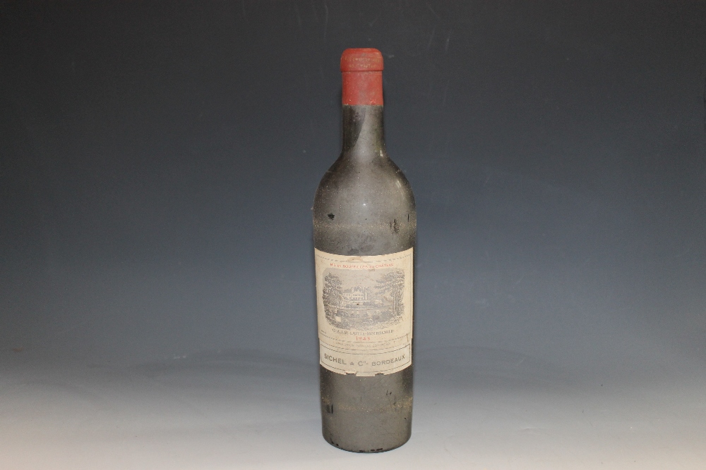 1 BOTTLE OF CHATEAU LAFITE - ROTHSCHILD, GRAND CRU CLASSE, PAUILLAC, 1948, bottom neck