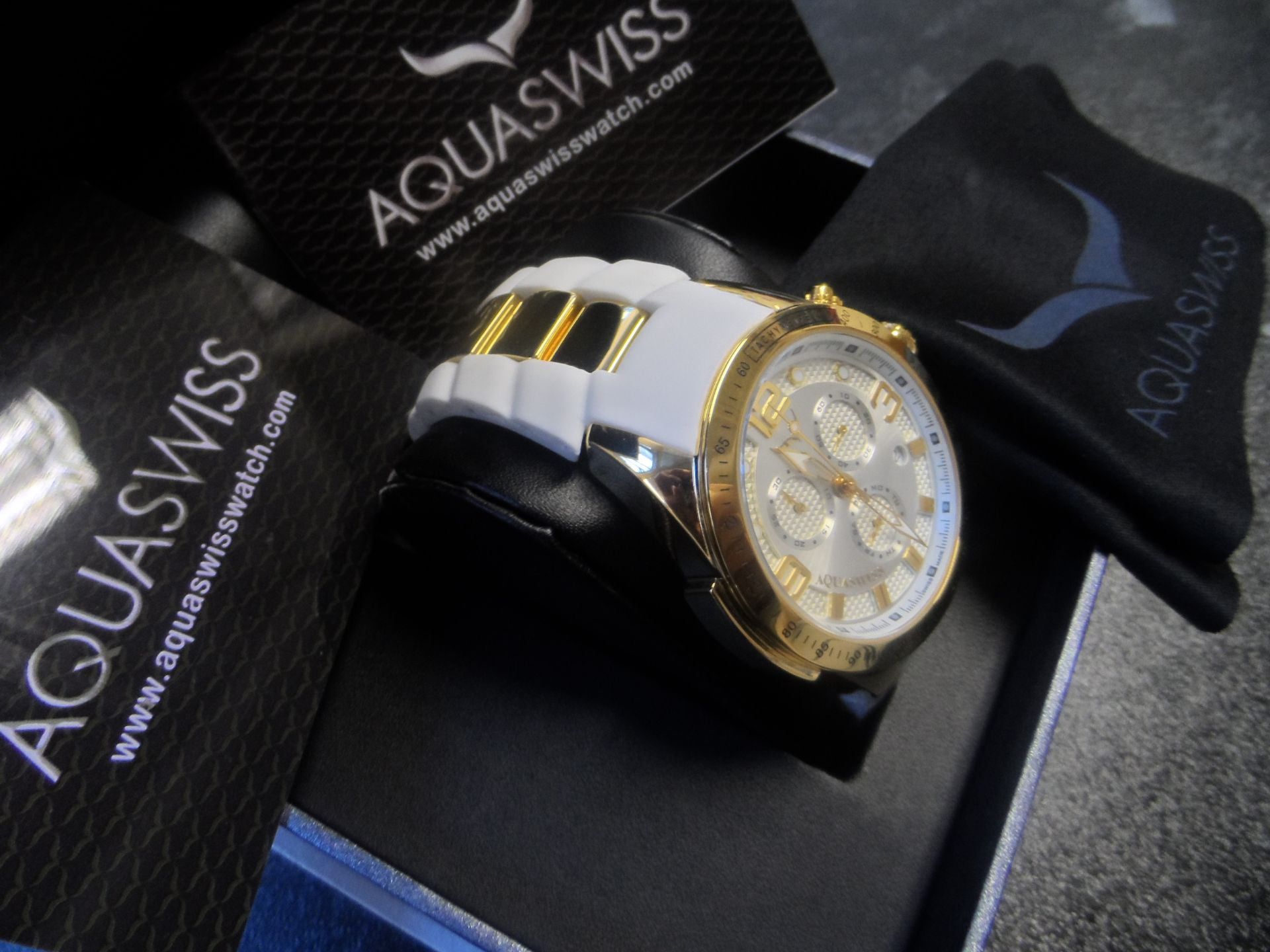 Aquaswiss Stylish Sleek Designer Watch (With Full Warranty) (Ref Code: WB160820) - Image 4 of 8