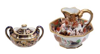 A Spode miniature porcelain `Imari` pattern `Hydra` jug and basin, early 19th century, decorated