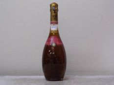 Mercier Reserve L`Empereur 1961Please note that the wine appears very dark in thephotograph however