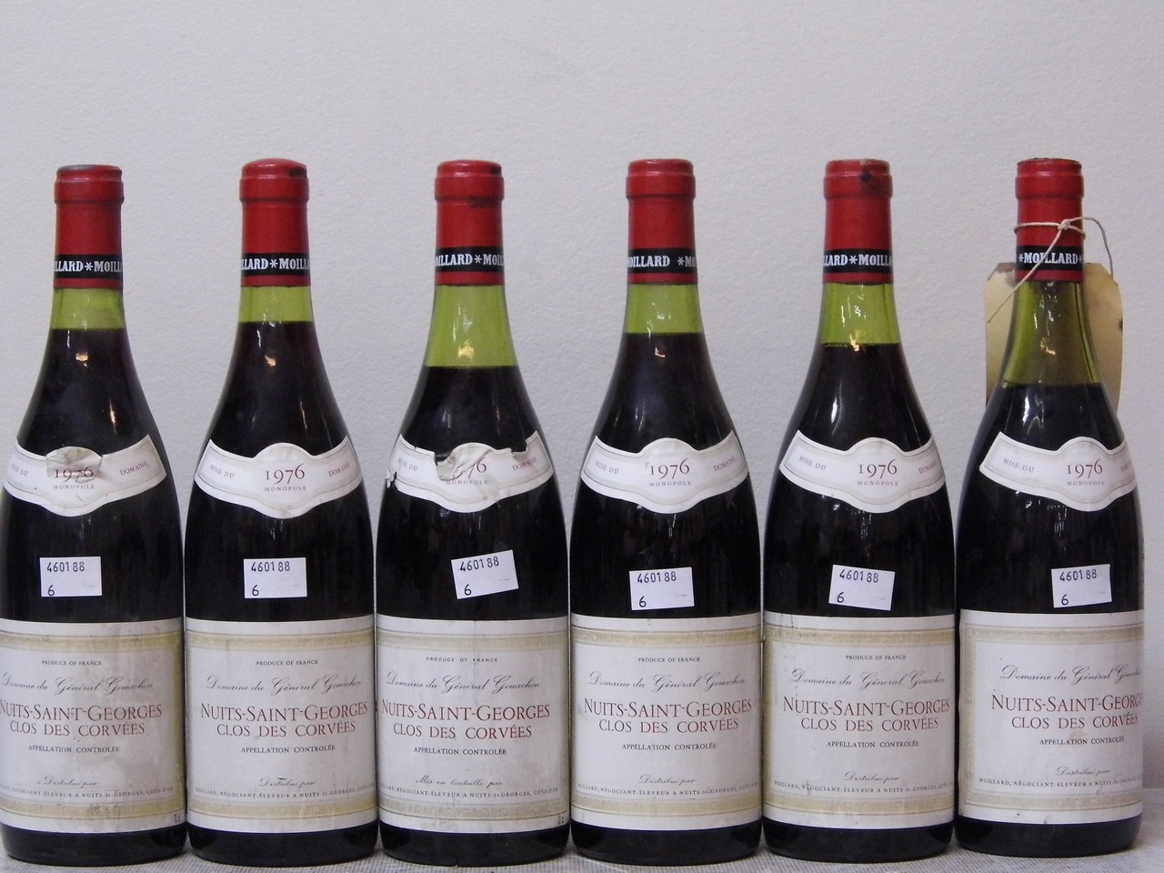 Nuits St Georges Clos des Corvees 1976 6 bts