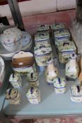 A selection of English pottery kitchen ware. There is no condition report available on this lot.