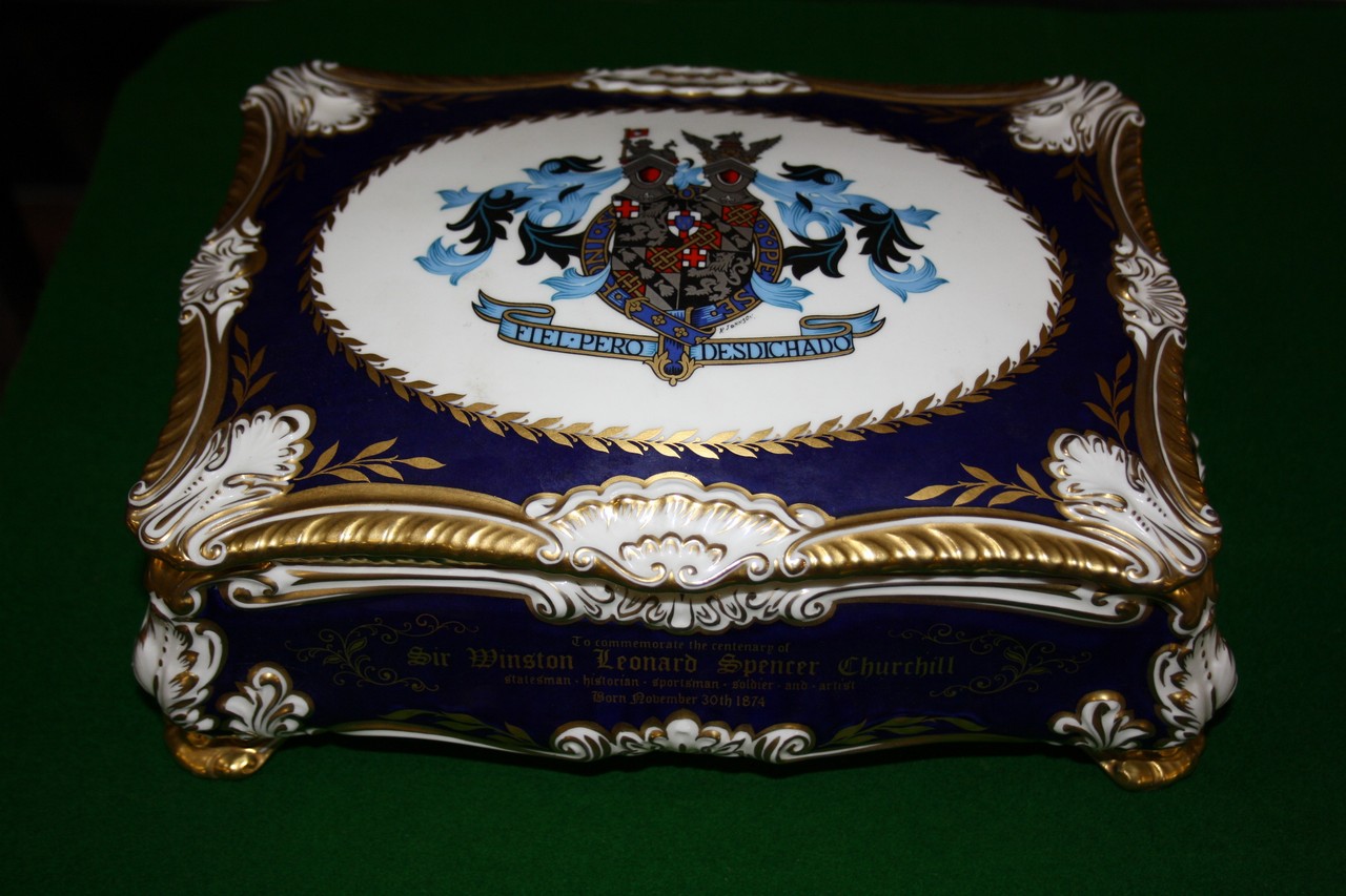 A Paragon China Ltd commemorative porcelain cigar casket and cover to commemorate the centenary of