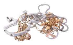 A collection of jewellery, to include a white coloured bracelet  A collection of jewellery,   to