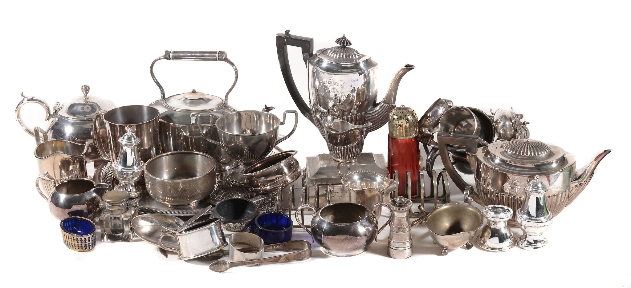A collection of silver, to include: two Georgian cauldron salts, mark  A collection of silver,