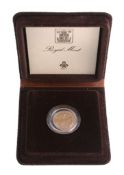 Edward VII, Sovereign 1910, in a later Royal Mint case. Very fine  Edward VII, Sovereign 1910,