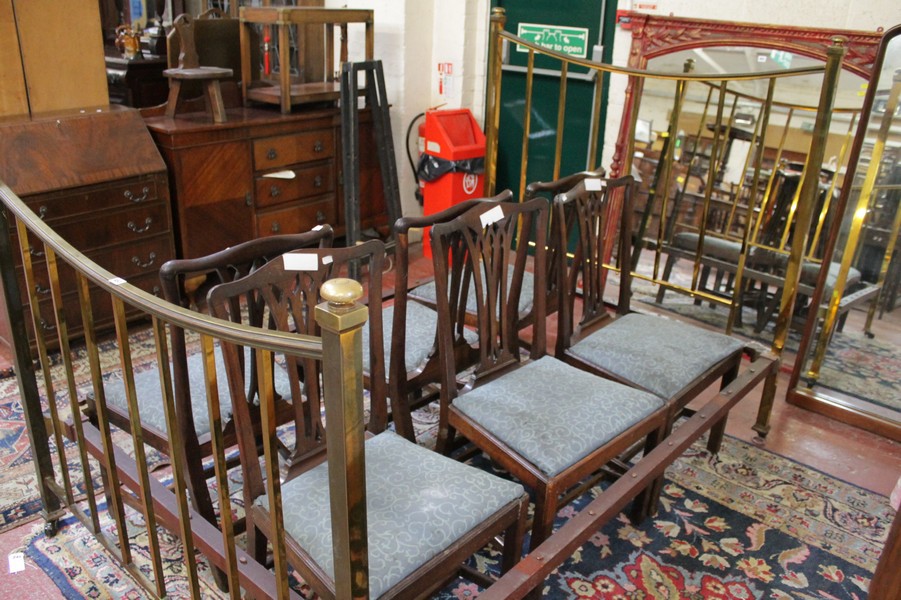 A Victorian brass bed with vertical uprights, 4ft 6in wide