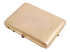A 9 carat gold compact case, the rectangular case with hammered detail...  A 9 carat gold compact