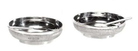 A pair of silver small footed dishes by Gerald Benney, London 1986, each stamped Gerald Benney