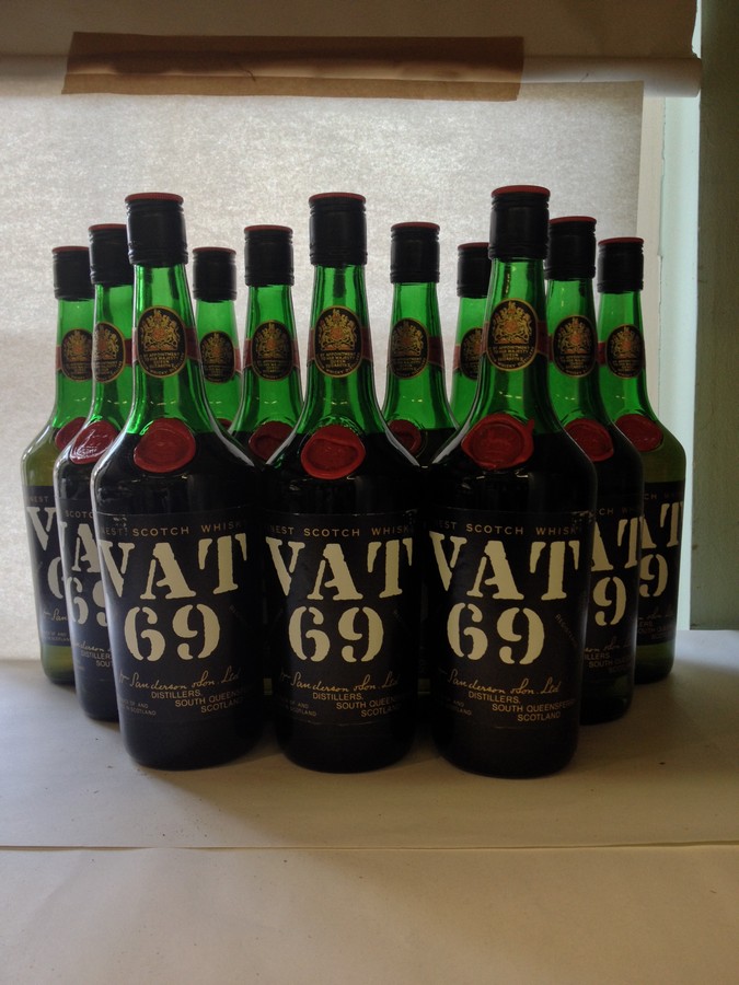 Vat 69 Finest Scotch Whisky 26 2/3 fl oz, 70` proof 12 bts OCC