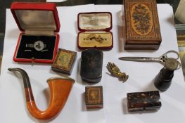 A quantity of treen including Tunbridegware boxes, tortoise shell box, two 19th Century seals, an