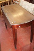 A George III mahogany Pembroke table 95cm wide