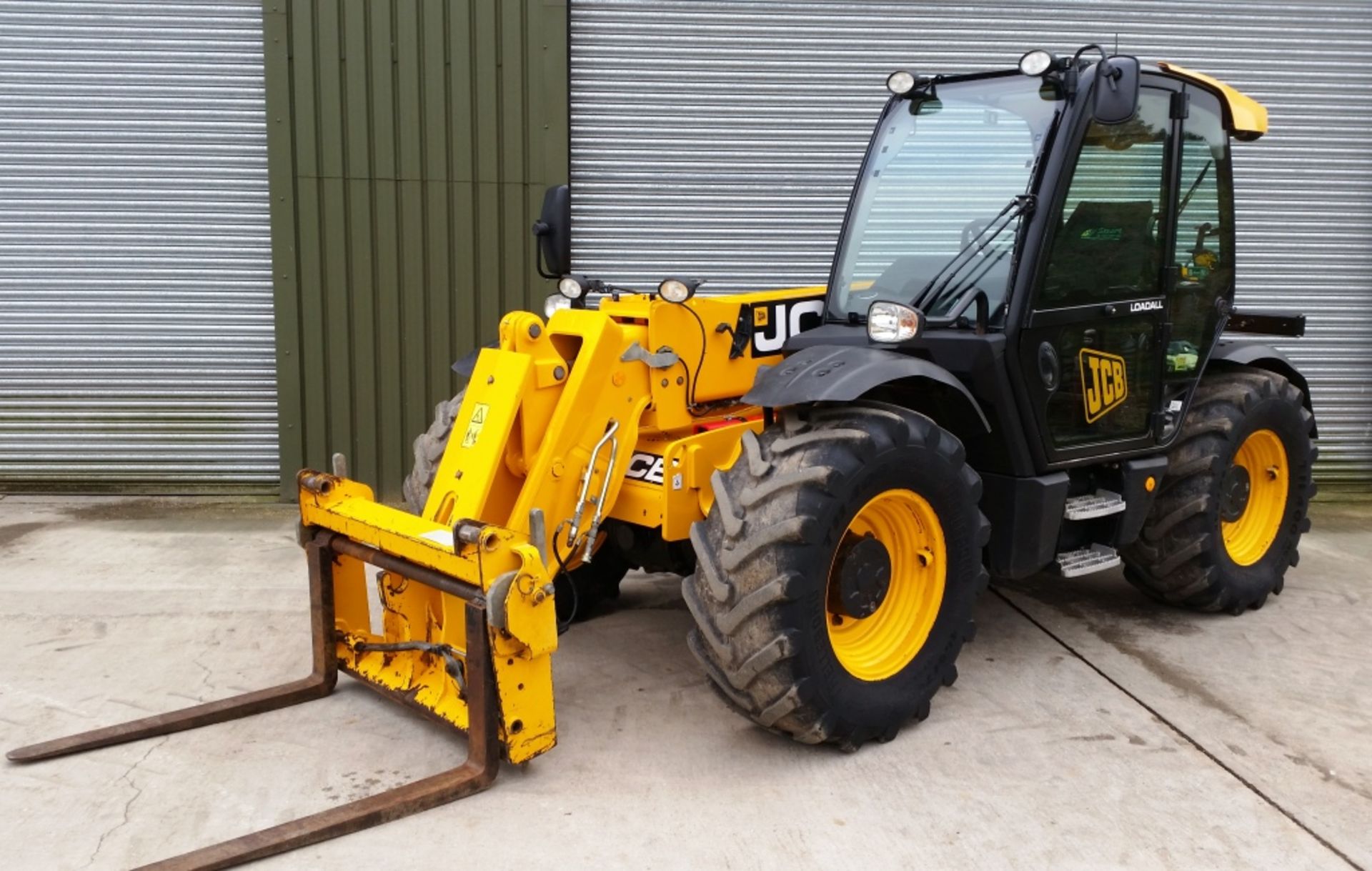 JCB 536-70 Agri Xtra 130HP JCB Engine, 6-Speed 40kph Powershift Transmission, JCB Q-Fit Carriage