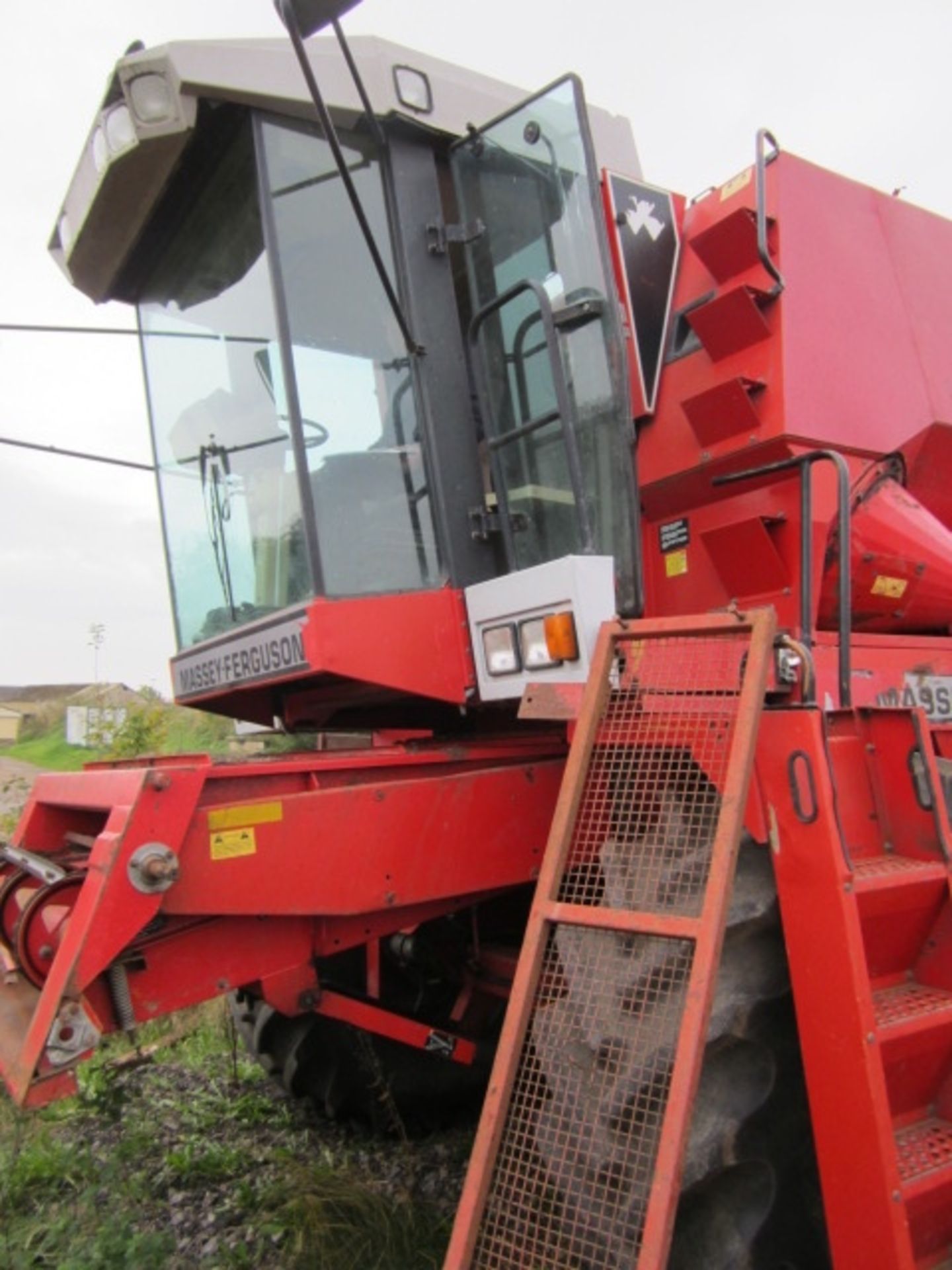 Massey Ferguson 36RS combine harvester with 16ft header and header trailer Registration No. J815 - Image 5 of 13