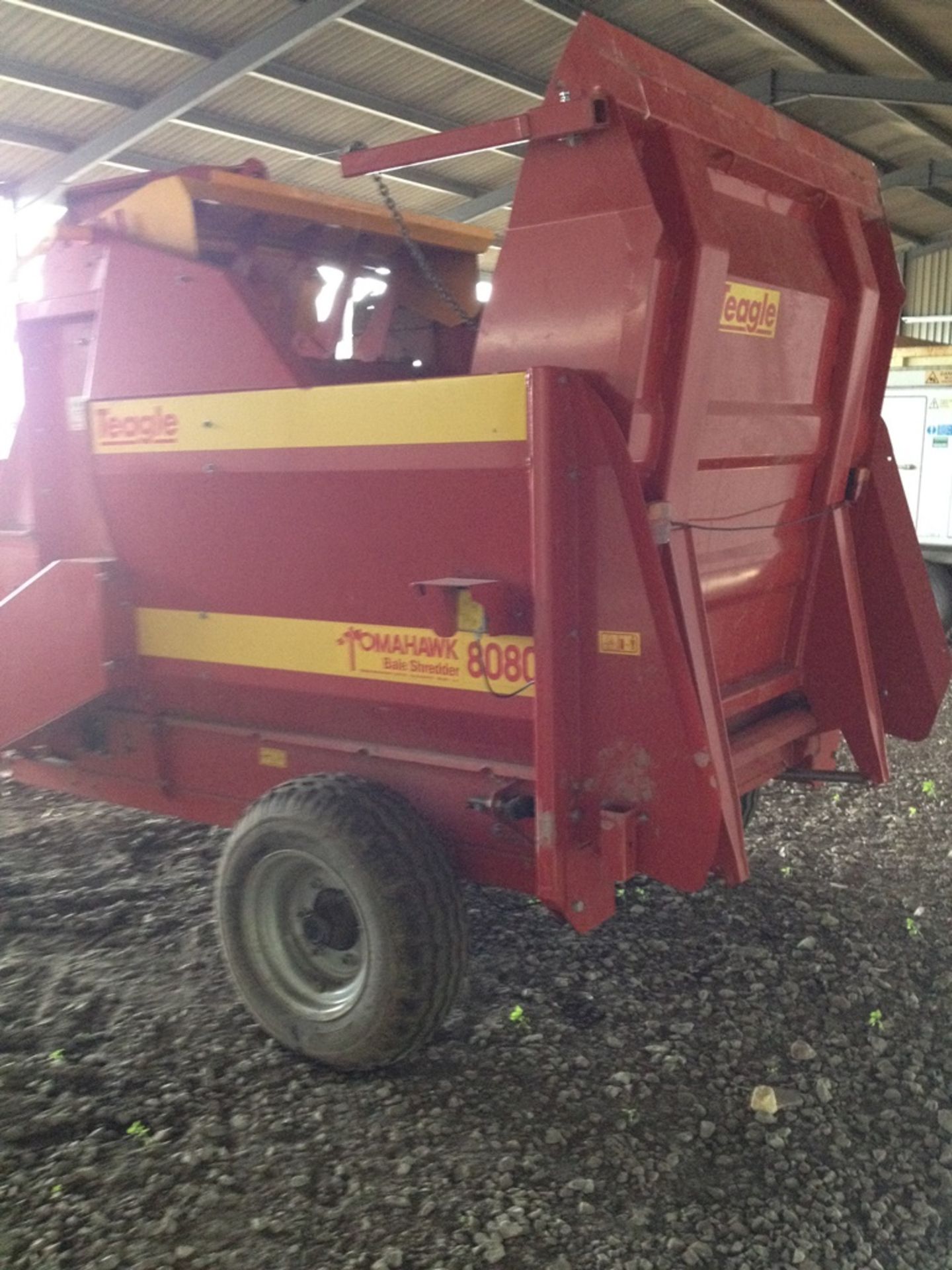 2011 Teagle Tomahawk 8080 bale shredder, complete with control box. Serial No: 5090 - Image 3 of 8