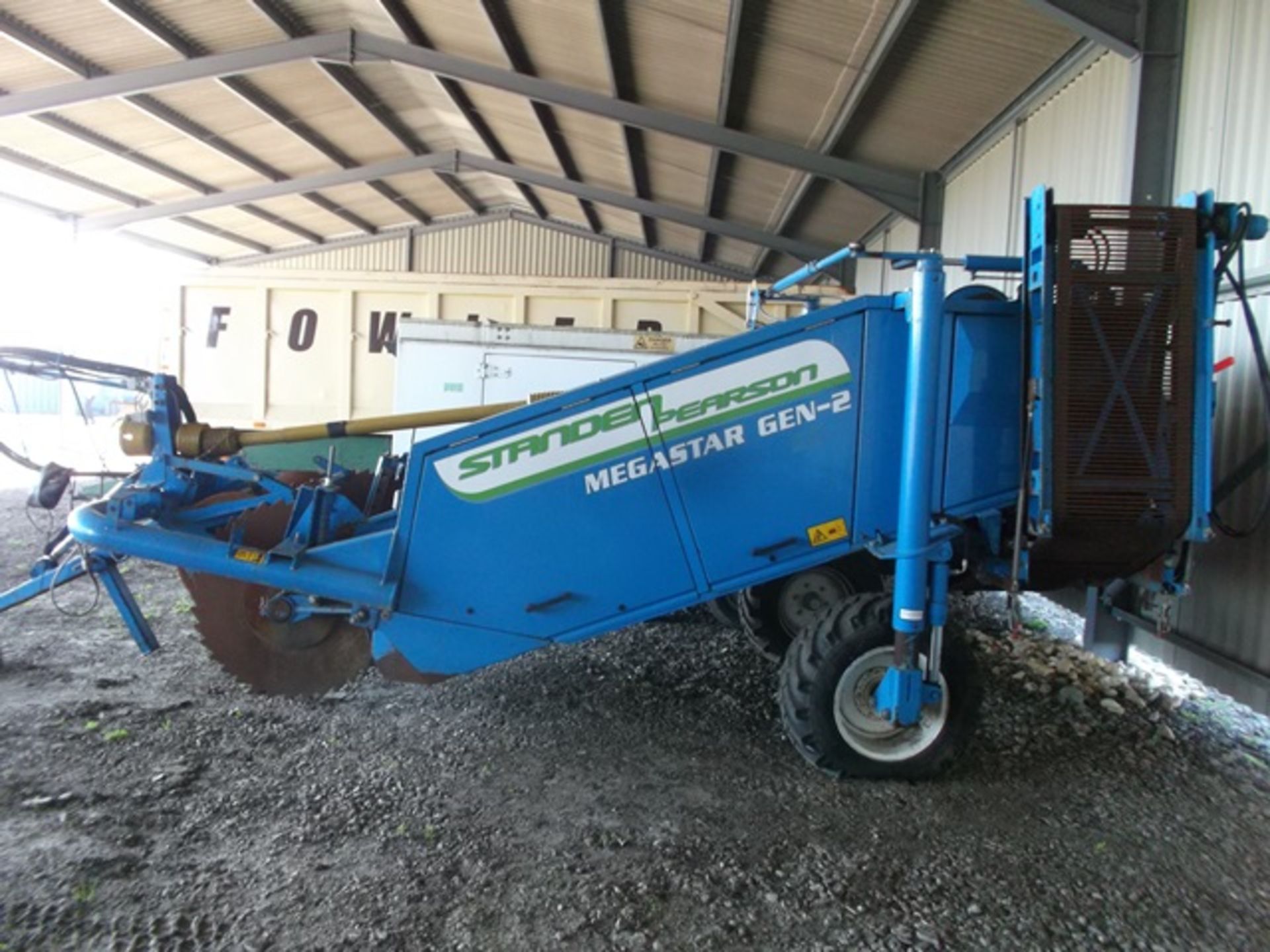Standen Pearson Megastar GEN-2 compact soil separator with hydraulic variflow web Type, MG, Serial.. - Image 2 of 6