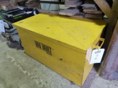 Van Vault steel tool box (unlocked, no key)