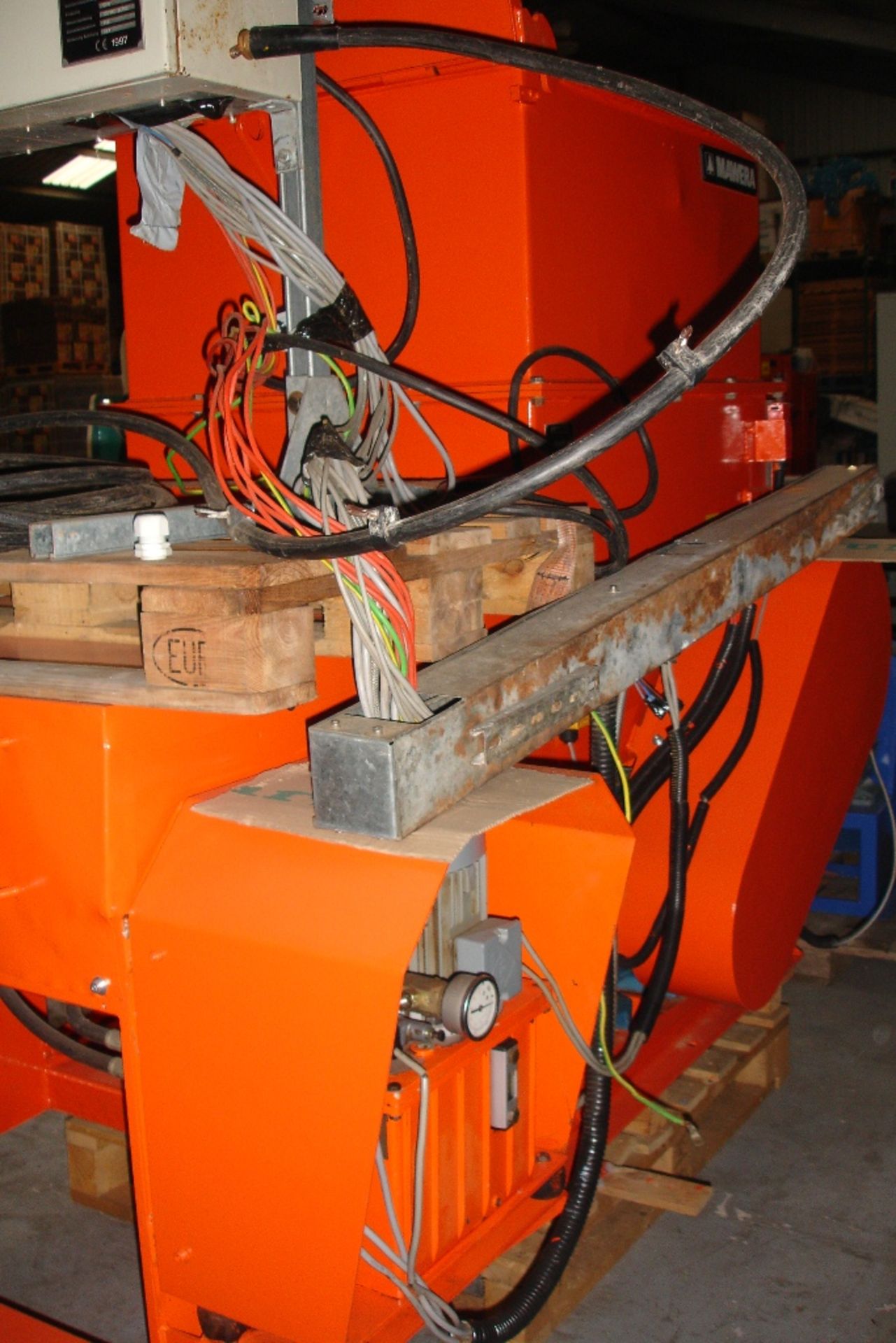 Mawera Industrial Shredder - Image 2 of 7