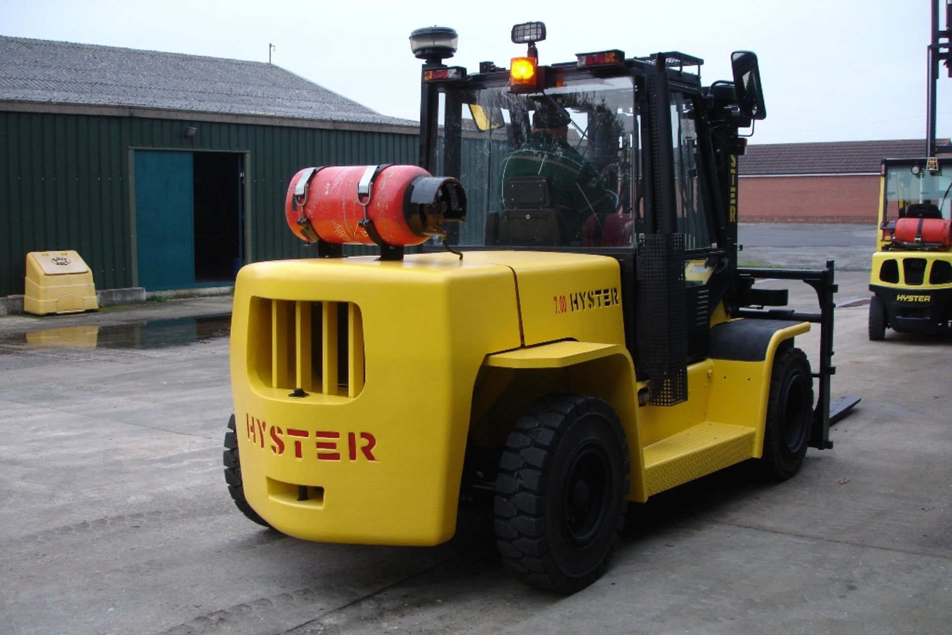 Hyster H7.00XL Forklift  ( 2007 ) - Image 4 of 8