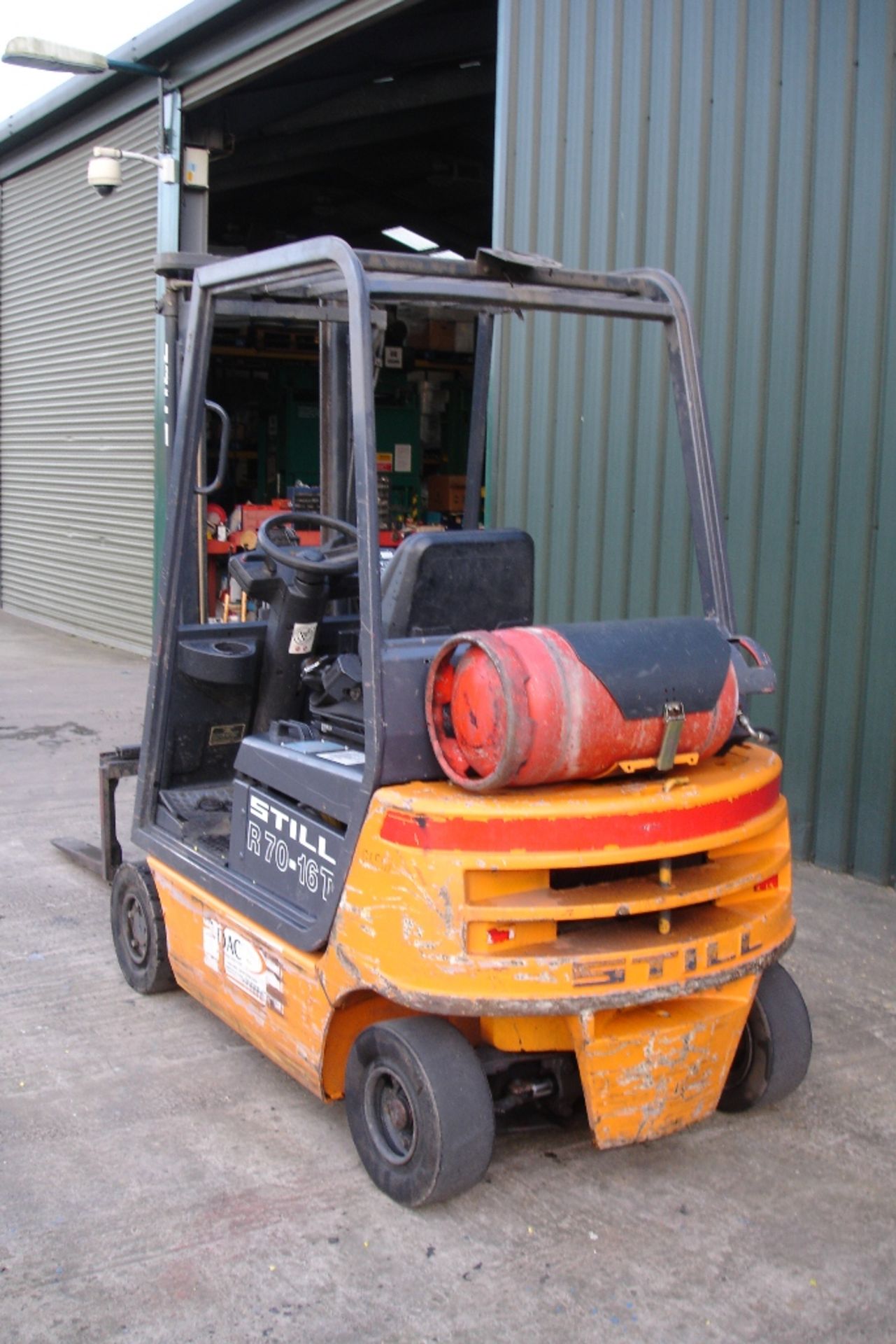 Still 1.6 Ton Forklift - Image 2 of 5