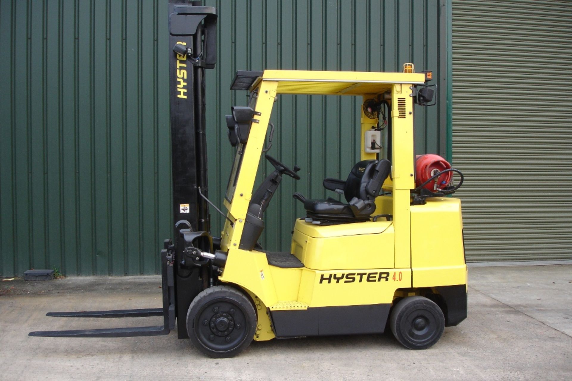 Hyster S4.00XM Forklift   ( 2004 ) - Image 2 of 6