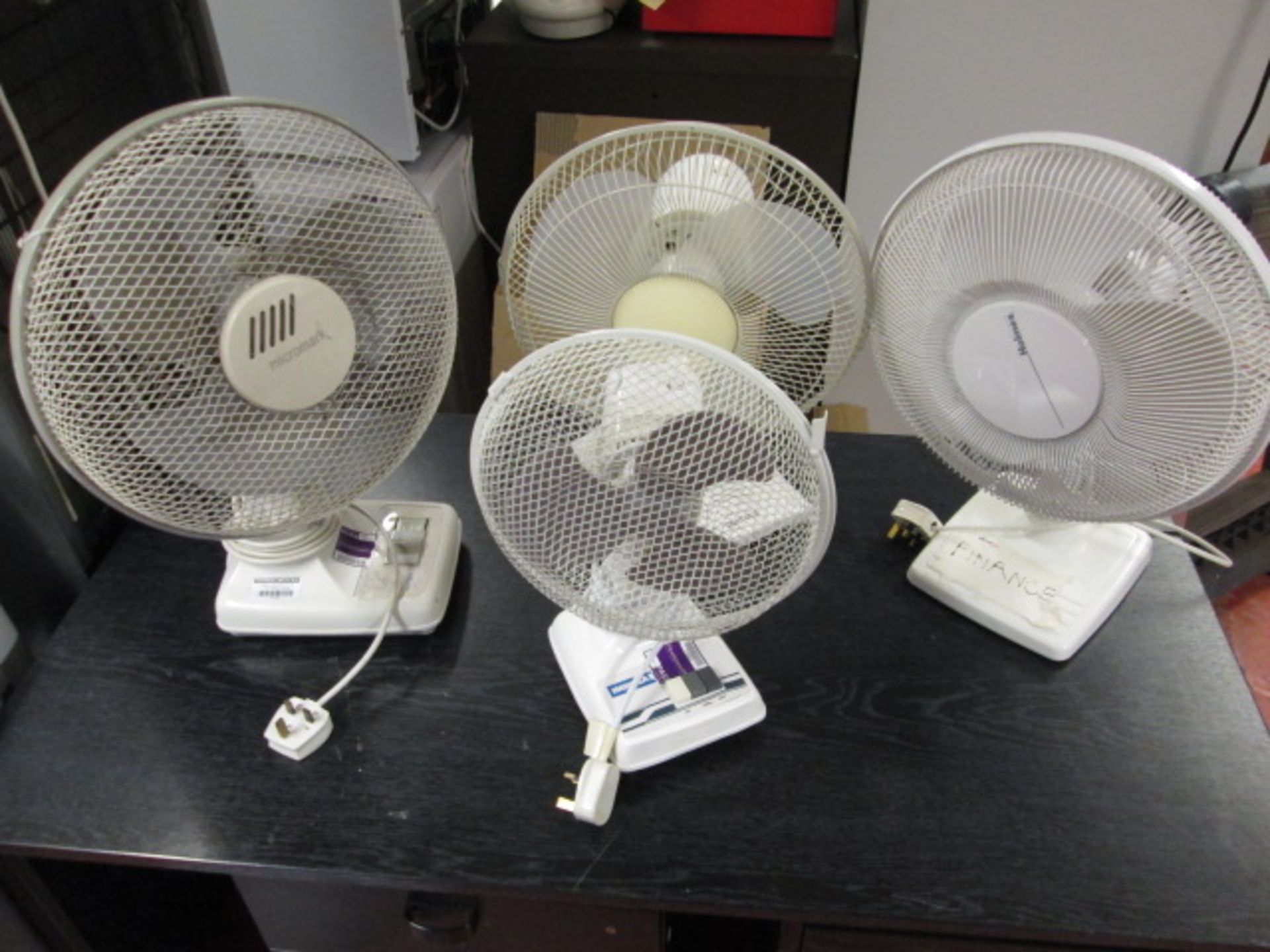 4 x Assorted Desk Fans.