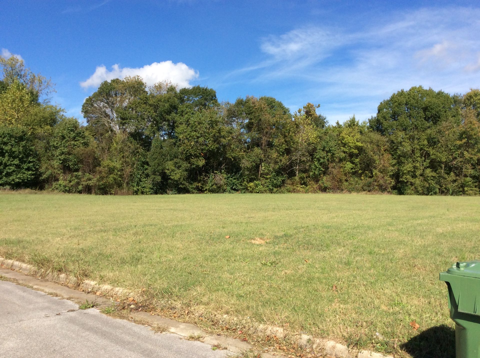 6 Acres± Commerical Lot - Hemingway Drive Decatur, Alabama.  The property is currently zoned R-6. - Image 5 of 7