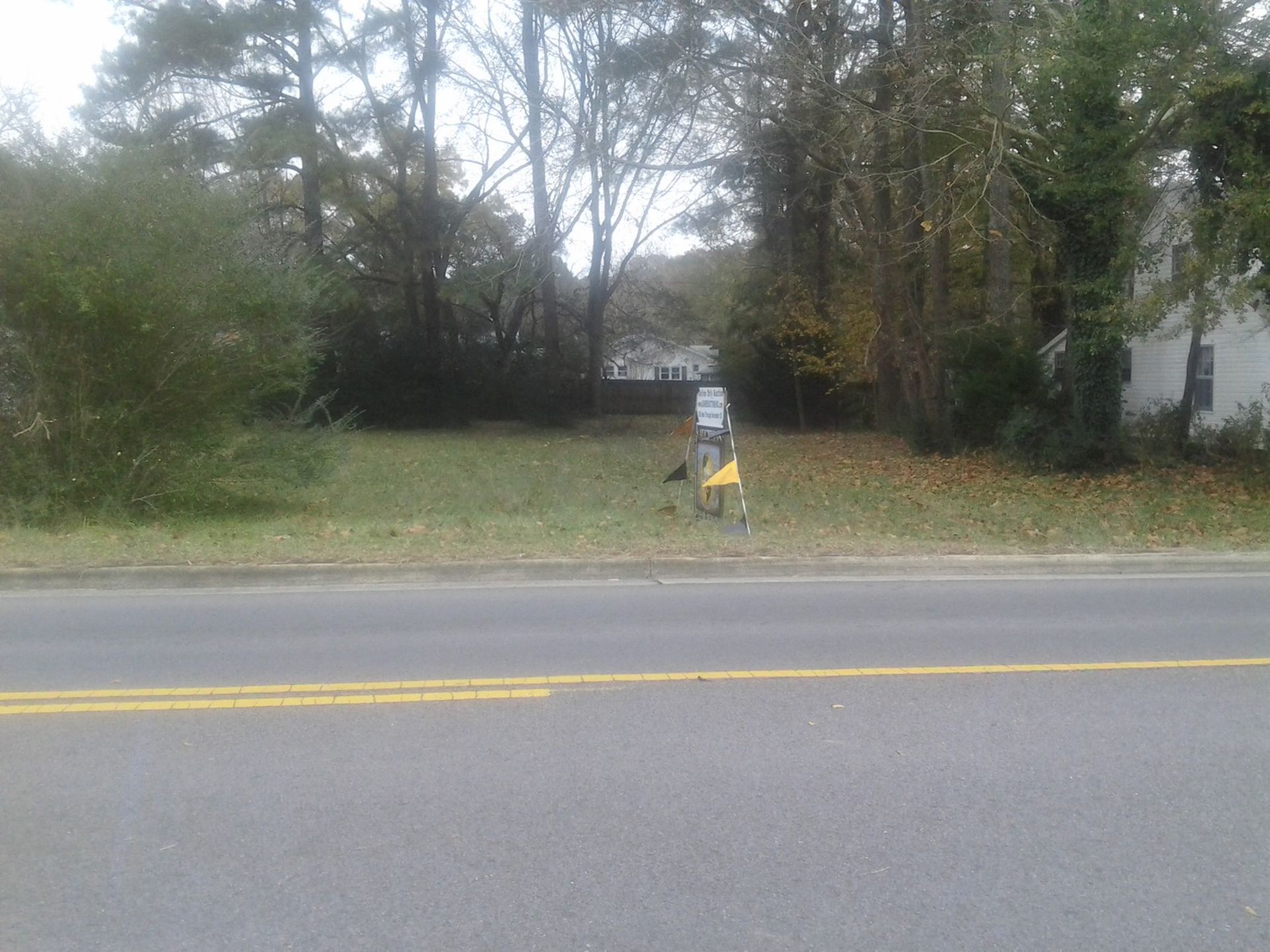 .25 Acre ± Lot on Veterans Drive in Scottsboro, Alabama.