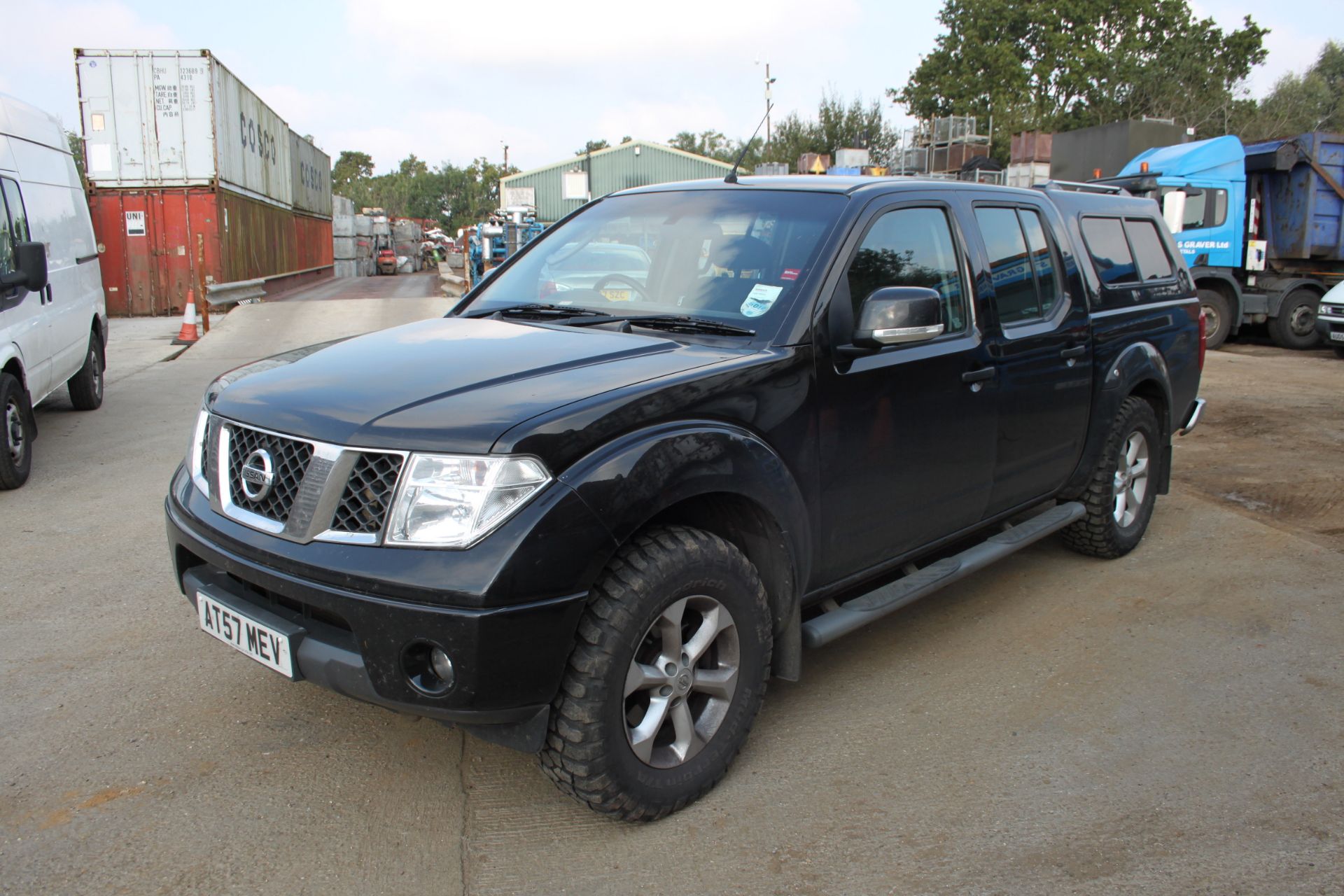 NISSAN NAVARA SPORT 4WD PICK-UP C/W TOW BAR, CANOPY, 162,000 MILES REGISTRATION AT57 MEV