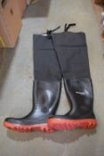 Dunlop thigh length wading boots size 11