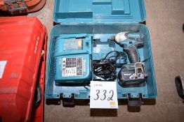 Makita 18v cordless screw gun
c/w charger & carry case
A573734