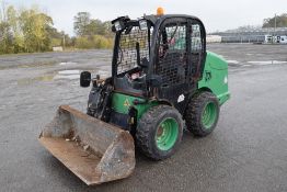 JCB Robot 170 HF skid steer loader 
Year: 2007
S/N: 81603617
Recorded hours: 196
A504013