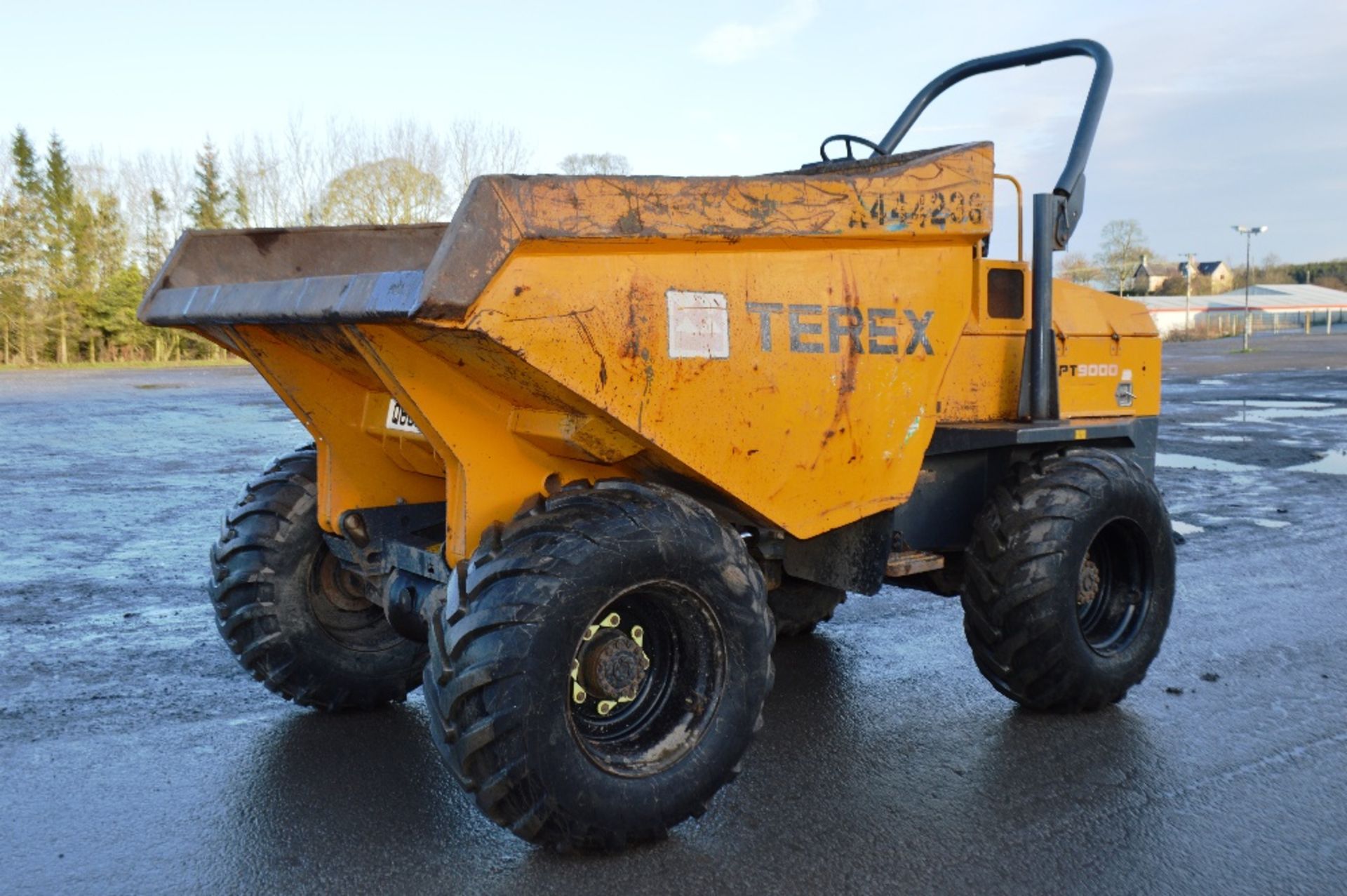 Benford Terex PT9000 9 tonne straight skip dumper
Year: 2007
S/N: E707FM365
Recorded Hours: 2599